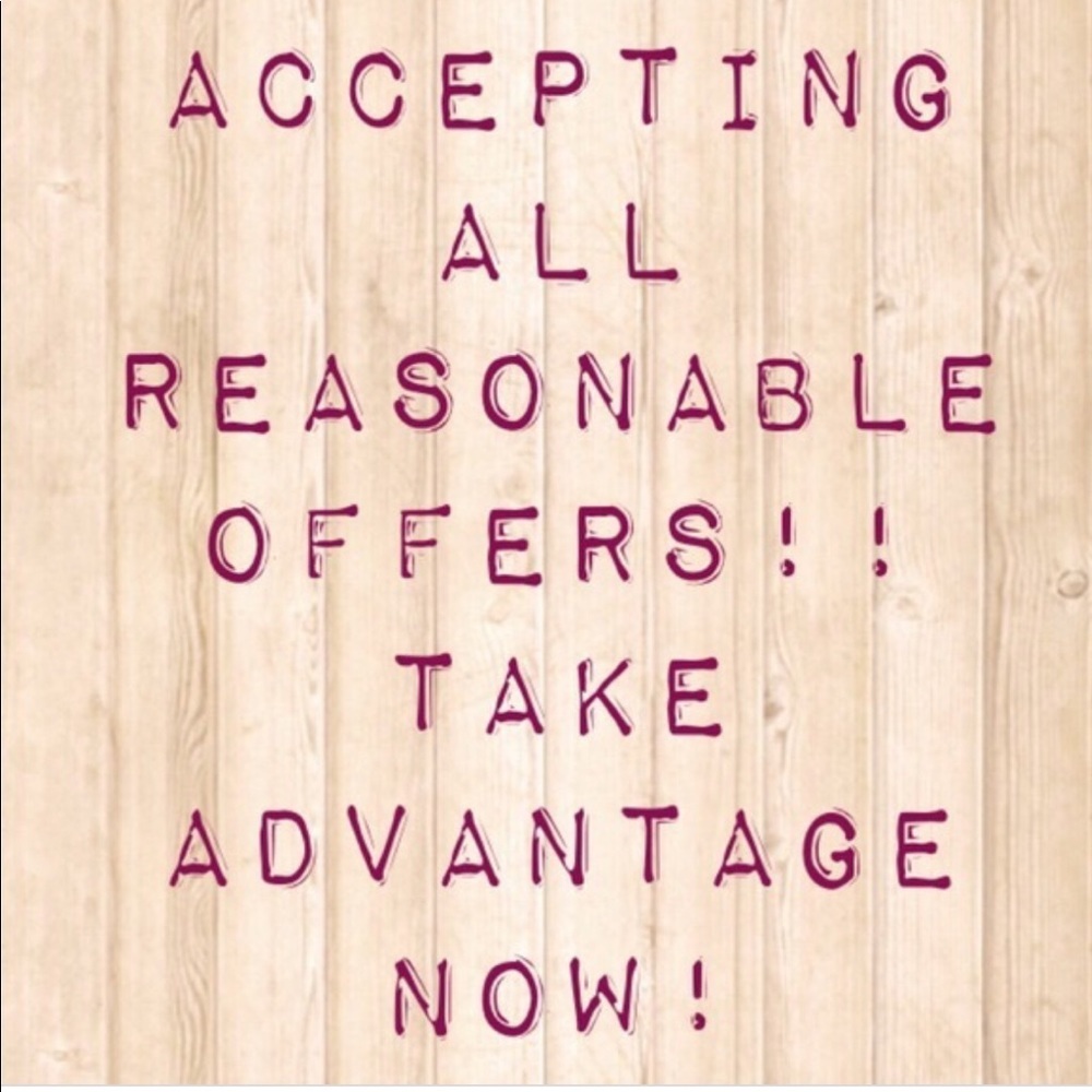 💲🔥Reasonable offers please 😊